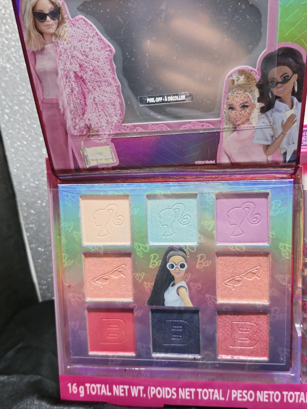 Barbie Pastel & Coral Eyeshadow Palette - Picture 4 of 6